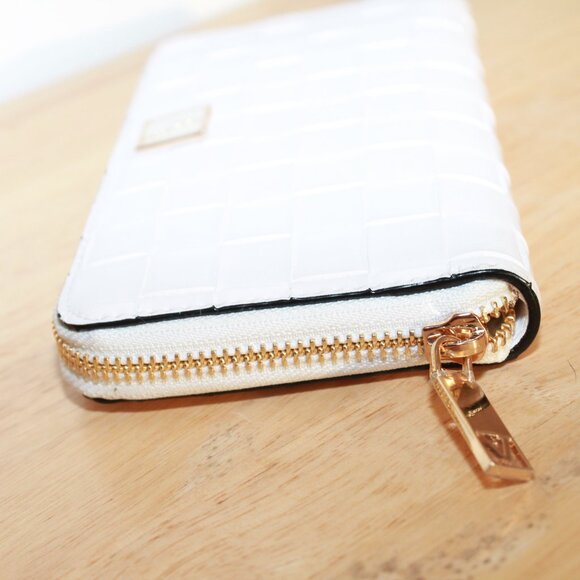 Victoria's Secret Wallet - Picture 5 of 6